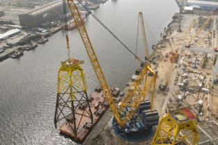 Sarens elevacion 57103
