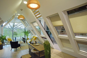 Velux show 2 49330