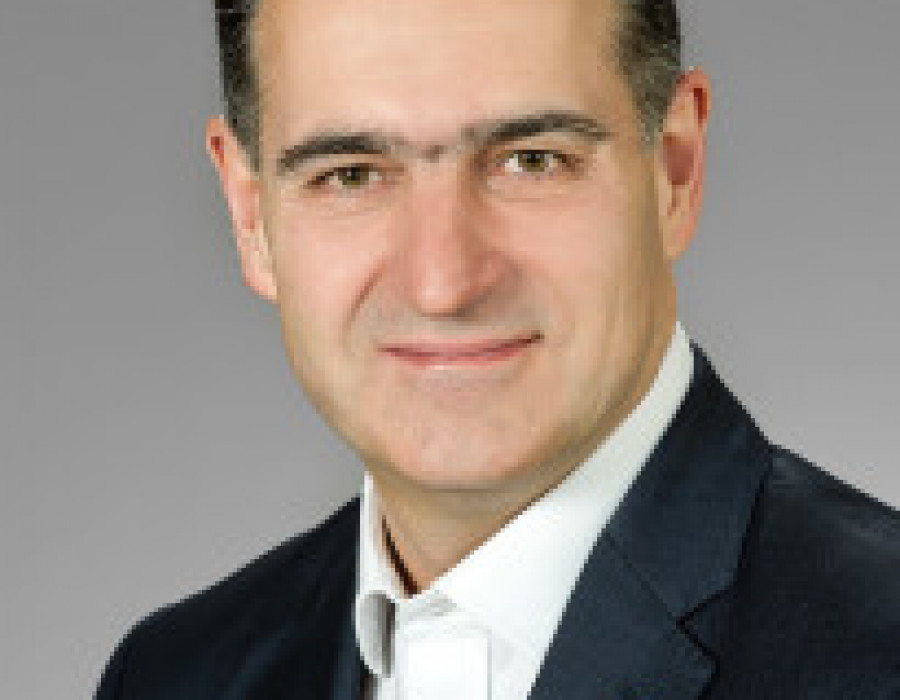 Julio arce 44232