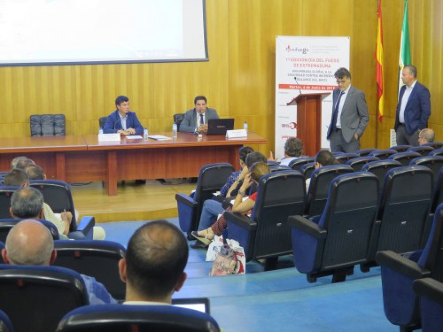 Debate dia fuego extremadura 41108