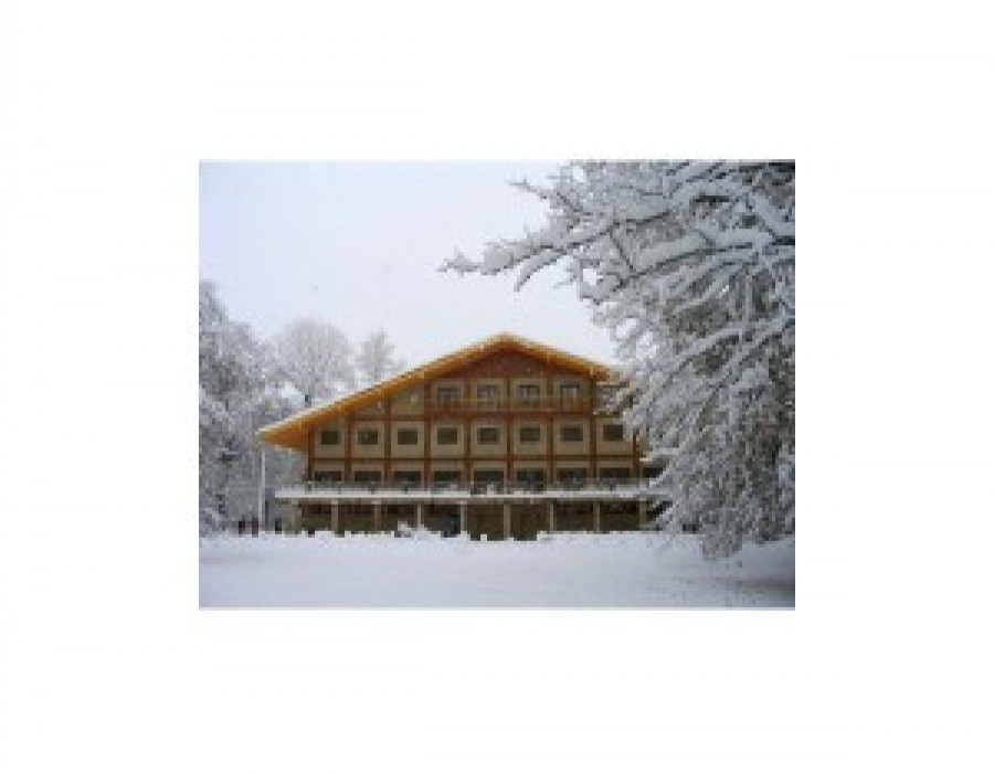 Albergue juvenil espinosa 17330