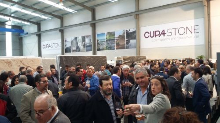 Cupa stone inauguracion b 2005 14471