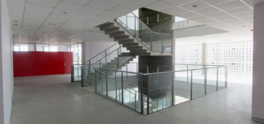Knauf lucia b 1995 14375
