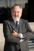 Carlos guembe schindler b 1959 14018