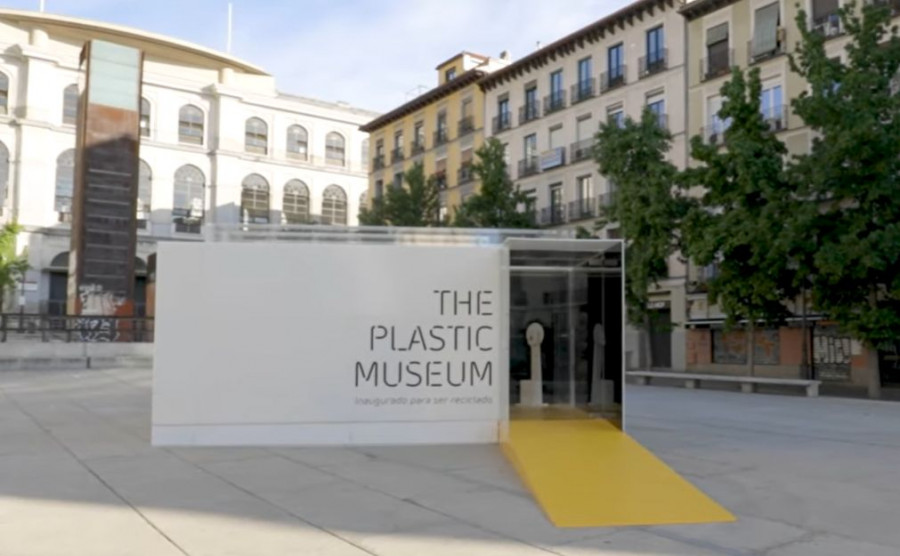 Plastic museum