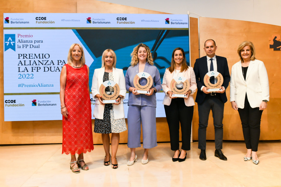 Ricardo Rodríguez recoge el premio de Placo e ISOVER
