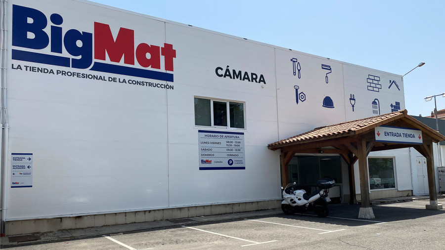 3. BigMat Cámara Fachada