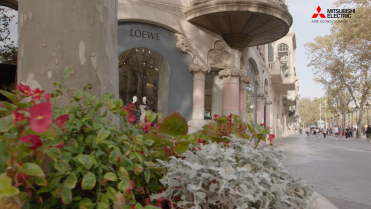 GANADOR PREMIOS 3 DIAMANTES 8ª edición  Hasta 200kw. Tienda Loewe Paseo de Gracia en Barcelona 2