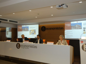 Economistas FOTO 07.06.23 Presentación Las ventajas de rehabilitar ahora y Guía desgravaciones fiscales rehabilitación viviendas