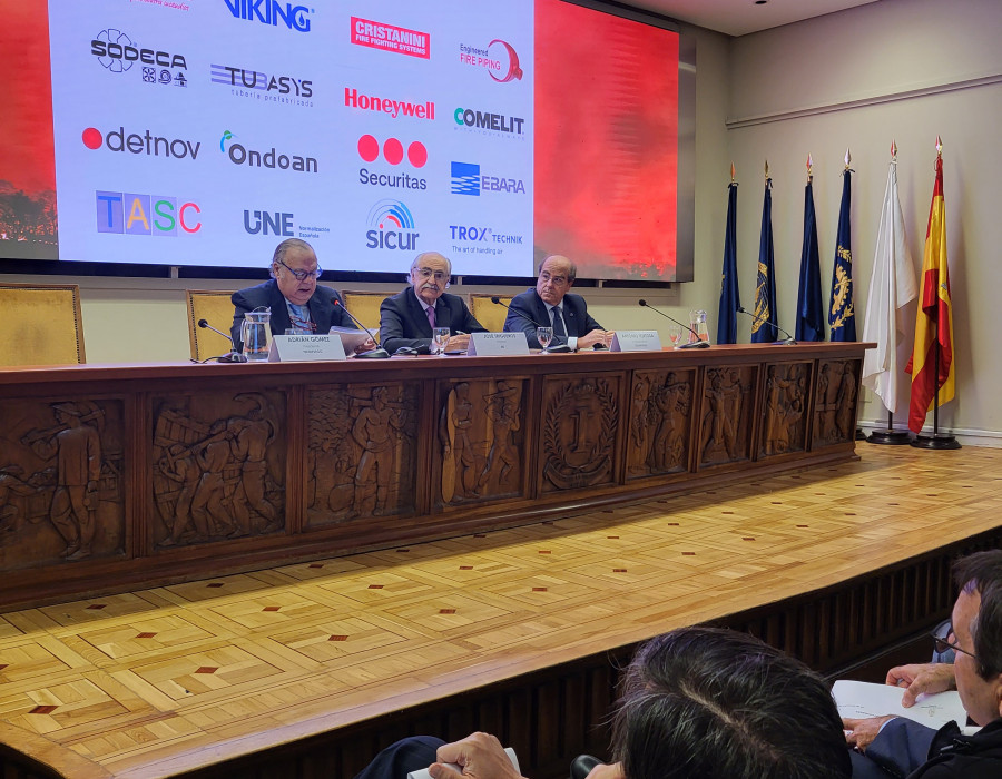 2023 Presentación DFM Adrián Gomez, Jose Trigueros y Antonio Tortosa
