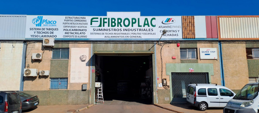 Apertura de Distriplac en Huelva al adquirir FIBROPLAC