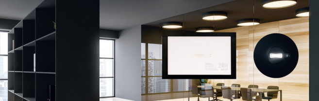 Luminarias de emergencia y seguridad URA NEXT y URA SPOT PRO de Legrand en acabado negro