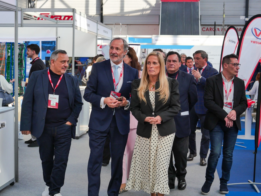 Visita de zona de stand Fescomad 2025