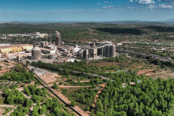 Imagen NdP consumo cemento 1er trimestre Planta de producción integral de cemento en España